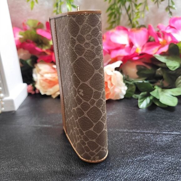 NWOT Nina Ricci Wallet - Picture 9 of 16
